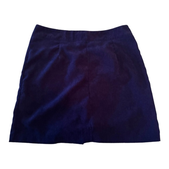 High Waist Dual Pocket Corduroy Skirt - Picture 3 of 6